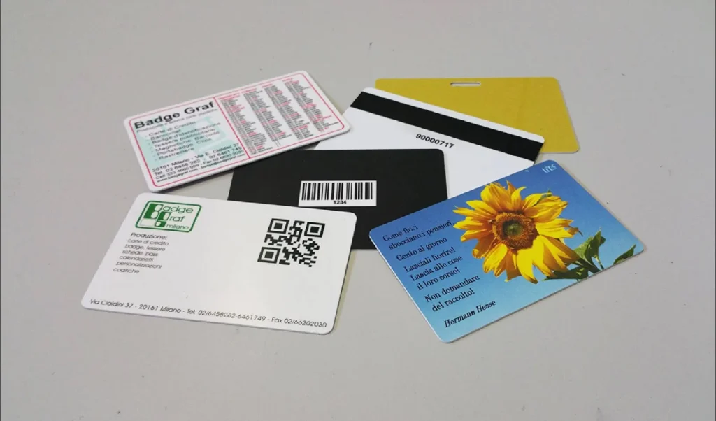 Card, badge e tessere in PVC prodotte da Badge Graf a Milano